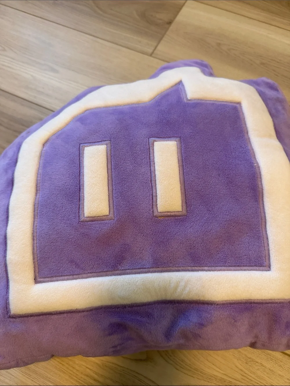 Plush Purple Emblem Decorative Pillow - Soft Accent Cushion